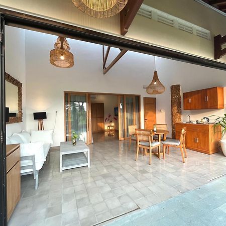 Boutique Villa Jogja Senang Yogyakarta Ngoại thất bức ảnh