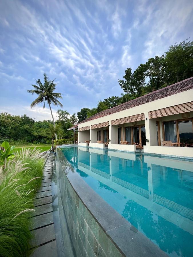 Boutique Villa Jogja Senang Yogyakarta Ngoại thất bức ảnh